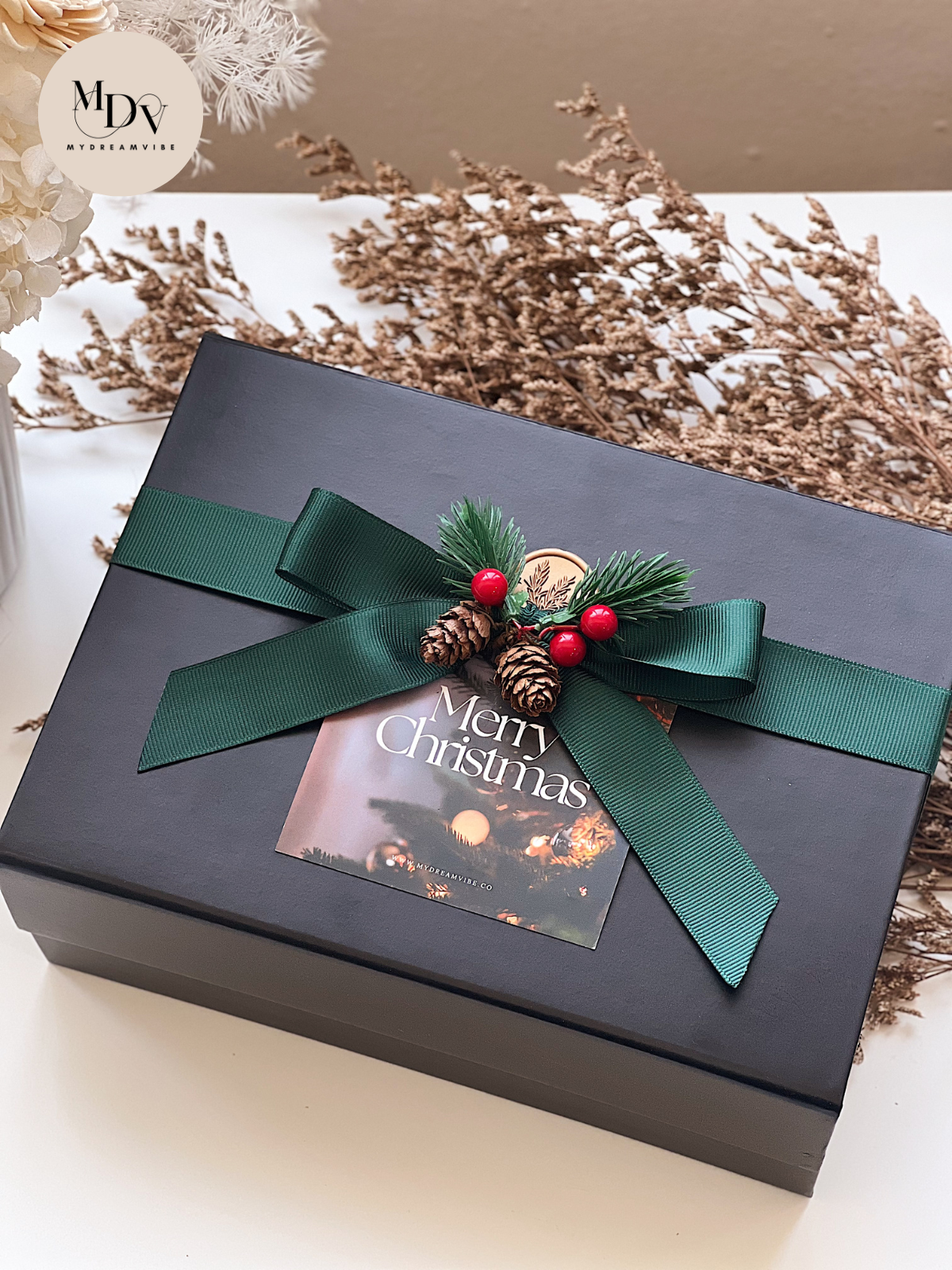 [CHRISTMAS GIFT] Jet-Set Serenity Gift Box